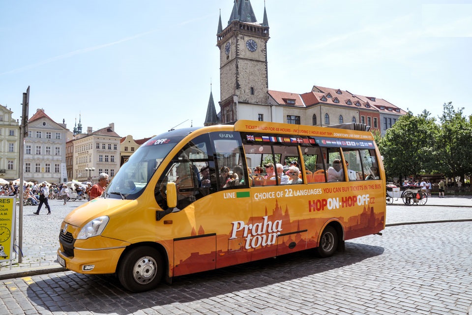 Hop on Hop Off Praga
