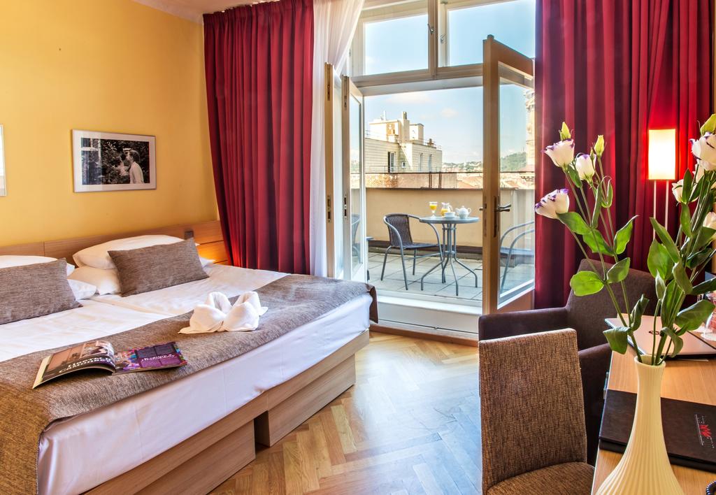 amarilis hotel