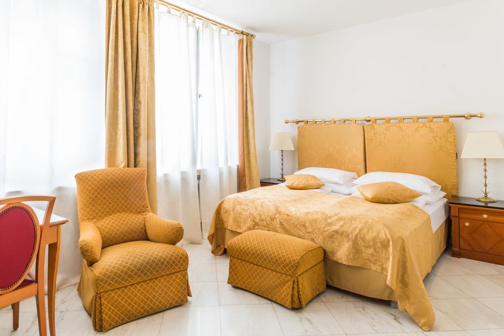 Hotel Leon DOro